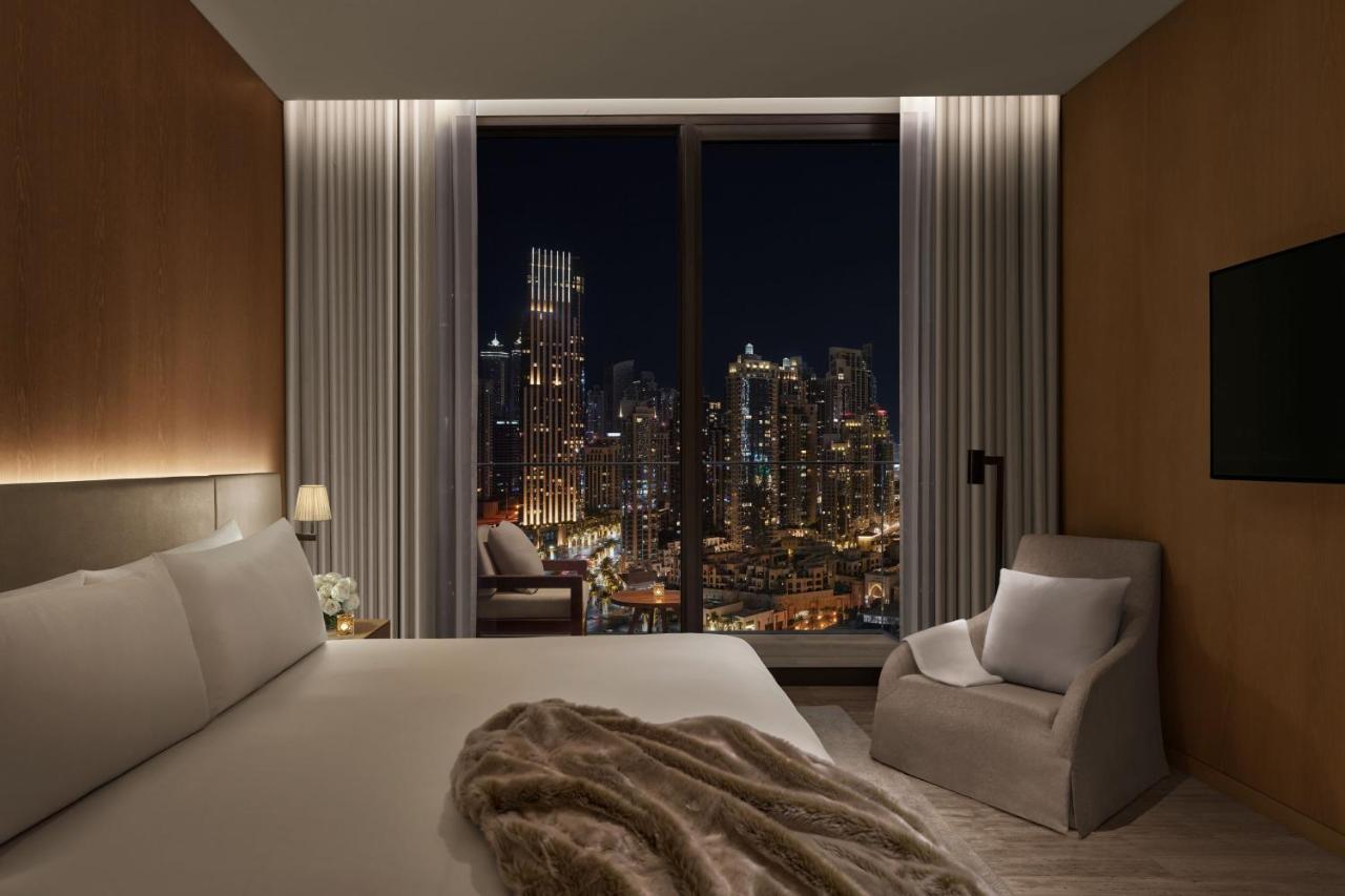 The Dubai Edition Eksteriør billede A bedroom