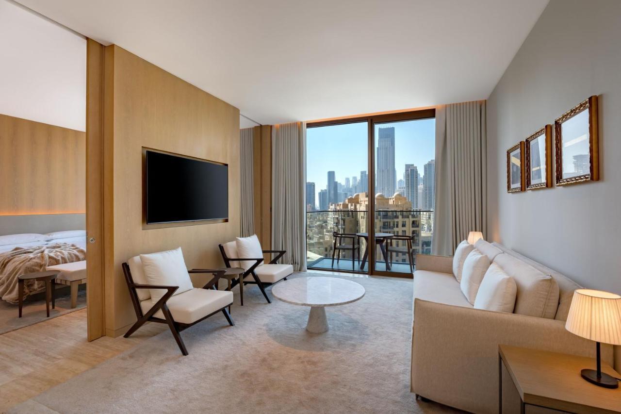 The Dubai Edition Eksteriør billede A living room at the hotel