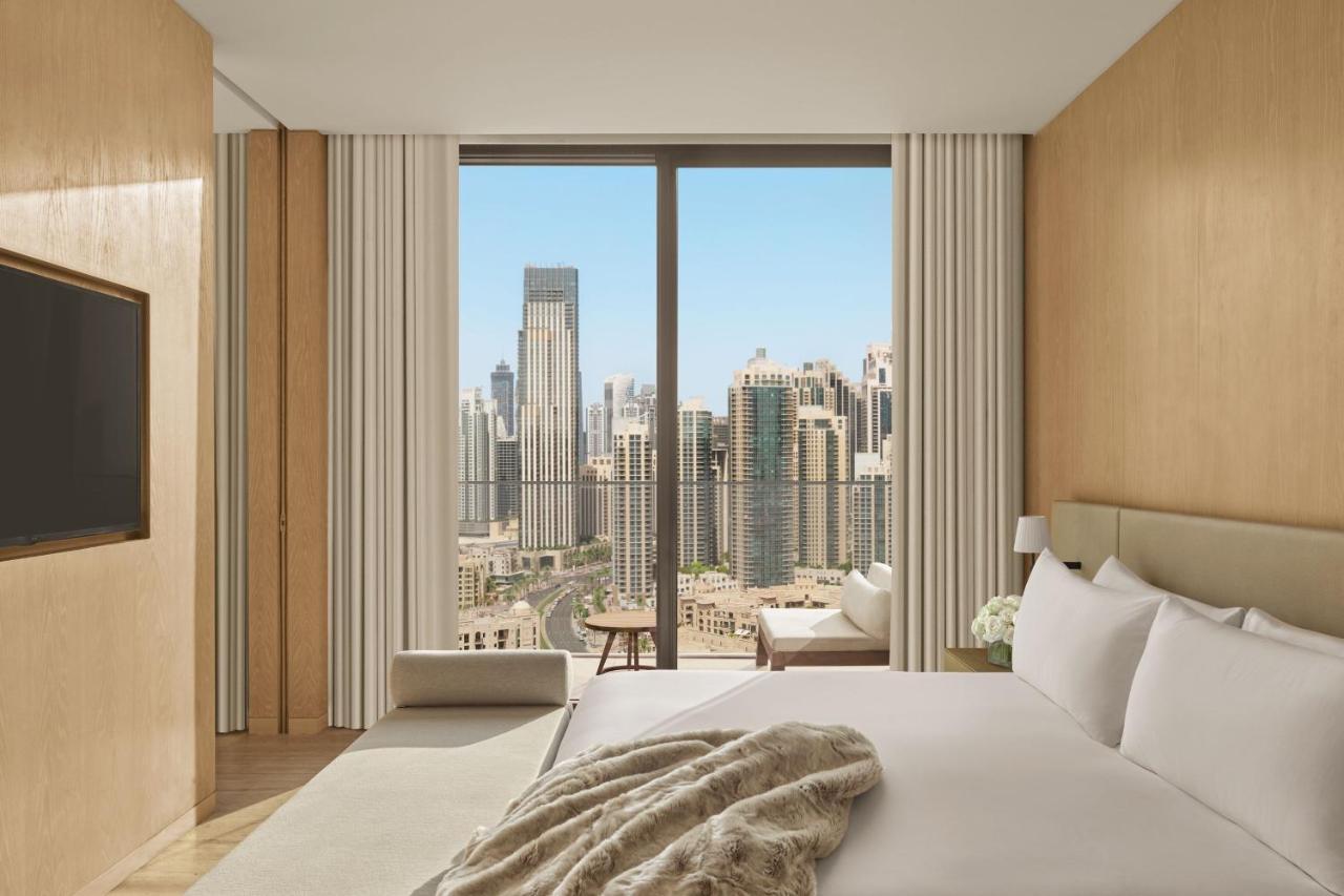 The Dubai Edition Eksteriør billede A bedroom at the hotel